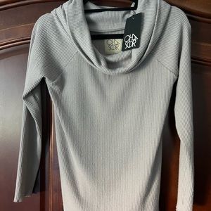 Long sleeve ribbed top
